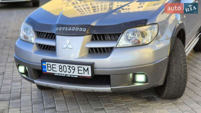 Позашляховик / Кросовер Mitsubishi Outlander 2005 в Миколаєві
