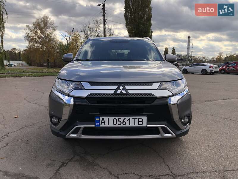 Внедорожник / Кроссовер Mitsubishi Outlander 2019 в Броварах фото 2 Внедорожник / Кроссовер Mitsubishi Outlander 2019 в Броварах