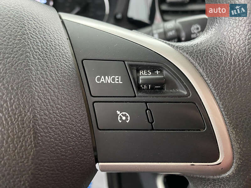 Позашляховик / Кросовер Mitsubishi Outlander 2020 в Львові