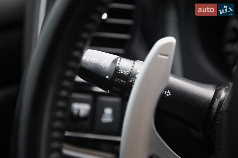 Позашляховик / Кросовер Mitsubishi Outlander 2017 в Харкові