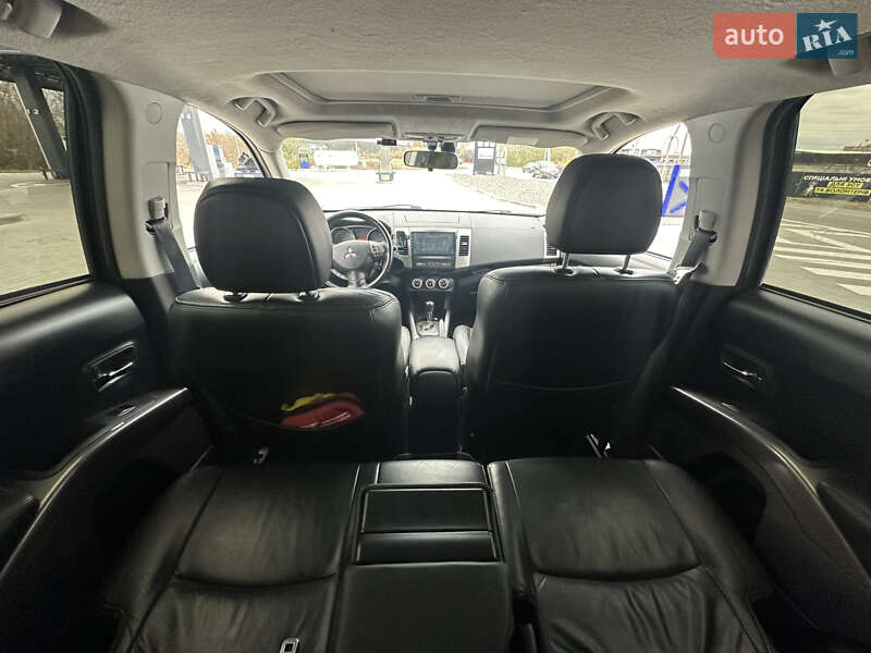 Внедорожник / Кроссовер Mitsubishi Outlander 2008 в Буче фото 7 Внедорожник / Кроссовер Mitsubishi Outlander 2008 в Буче