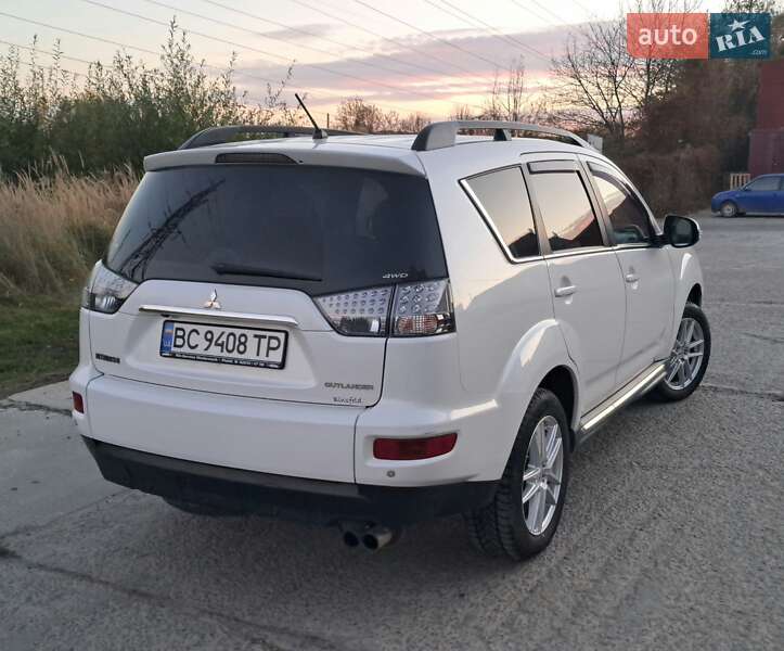 Внедорожник / Кроссовер Mitsubishi Outlander 2011 в Львове фото 2 Внедорожник / Кроссовер Mitsubishi Outlander 2011 в Львове