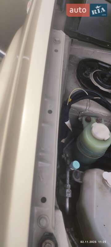 Внедорожник / Кроссовер Mitsubishi Outlander 2009 в Киеве