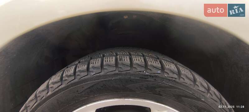 Внедорожник / Кроссовер Mitsubishi Outlander 2009 в Киеве