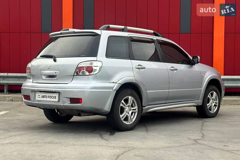 Внедорожник / Кроссовер Mitsubishi Outlander 2007 в Киеве
