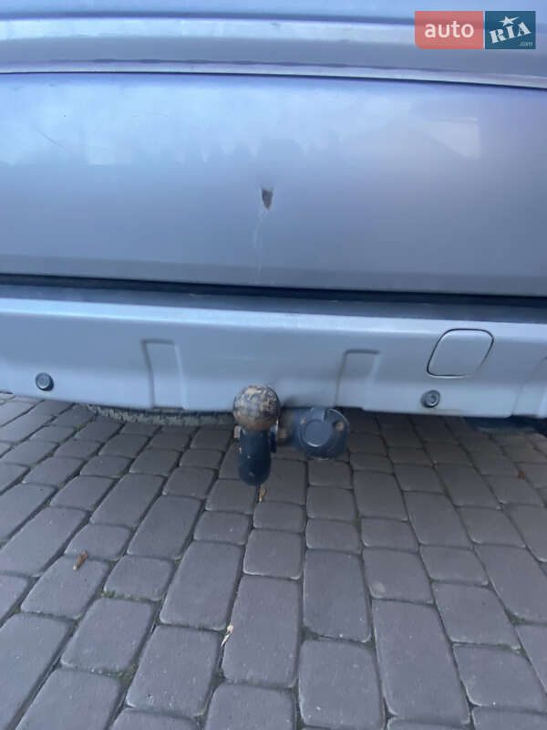 Внедорожник / Кроссовер Mitsubishi Outlander 2010 в Мостиске