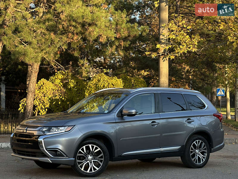 Mitsubishi Outlander 2017