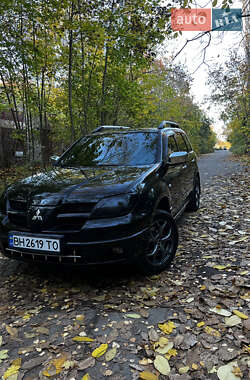 Внедорожник / Кроссовер Mitsubishi Outlander 2003 в Одессе