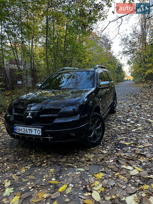 Mitsubishi Outlander 2003