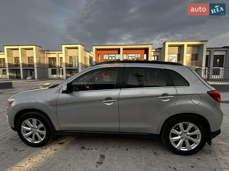 Позашляховик / Кросовер Mitsubishi Outlander 2015 в Тернополі фото 5 Позашляховик / Кросовер Mitsubishi Outlander 2015 в Тернополі