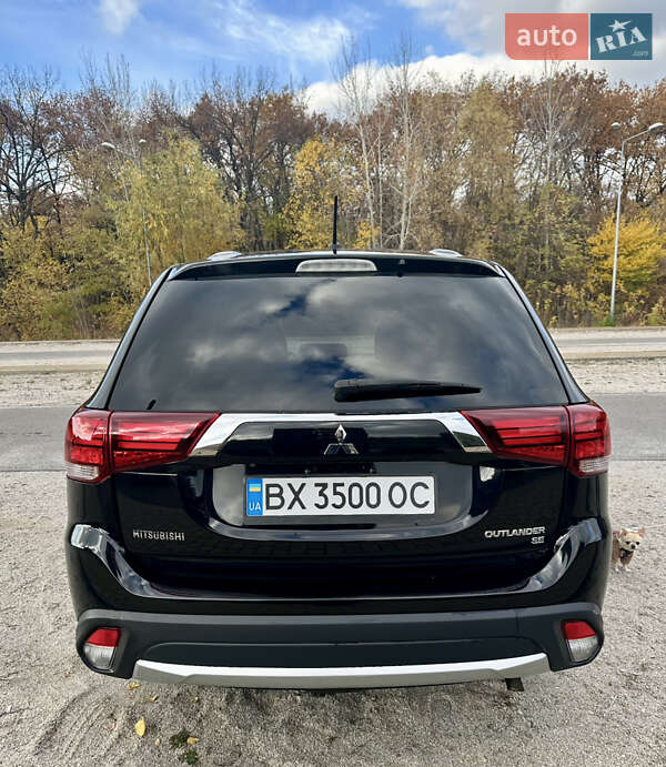 Внедорожник / Кроссовер Mitsubishi Outlander 2015 в Днепре