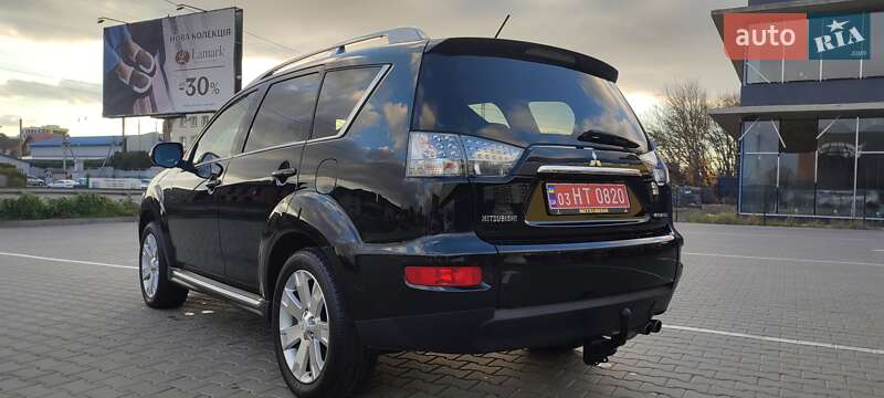 Внедорожник / Кроссовер Mitsubishi Outlander 2010 в Луцке