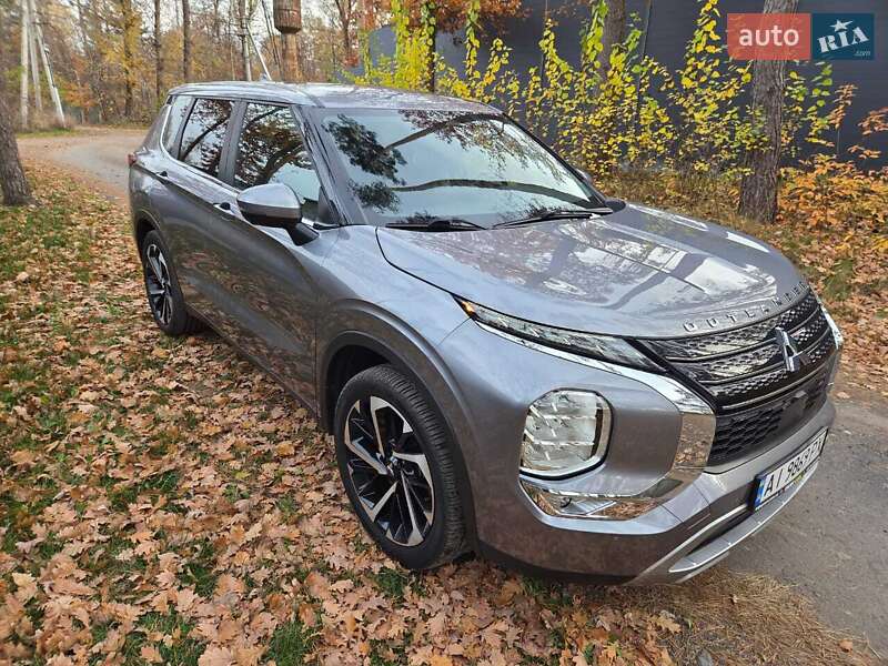 Mitsubishi Outlander 2022