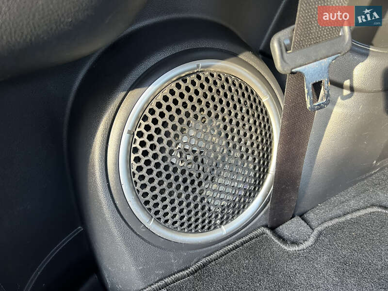 Внедорожник / Кроссовер Mitsubishi Outlander 2013 в Ровно