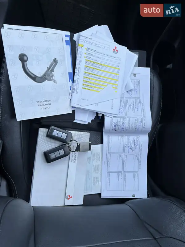 Внедорожник / Кроссовер Mitsubishi Outlander 2013 в Ровно документ