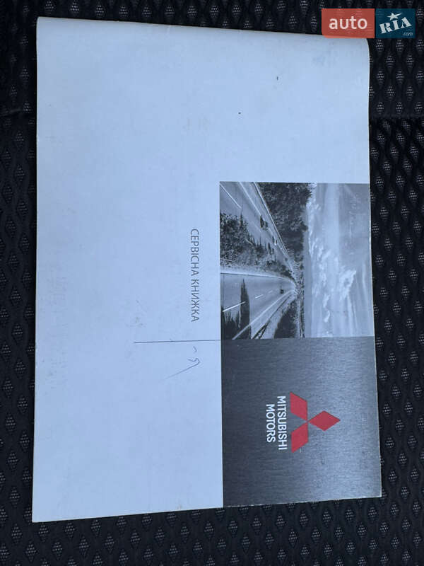 Внедорожник / Кроссовер Mitsubishi Outlander 2018 в Киеве