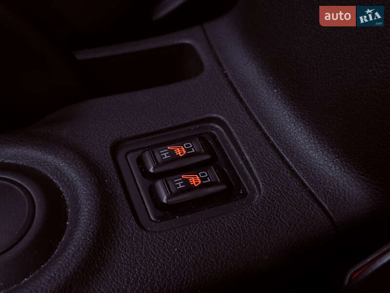 Внедорожник / Кроссовер Mitsubishi Outlander 2016 в Львове фото 18 Внедорожник / Кроссовер Mitsubishi Outlander 2016 в Львове