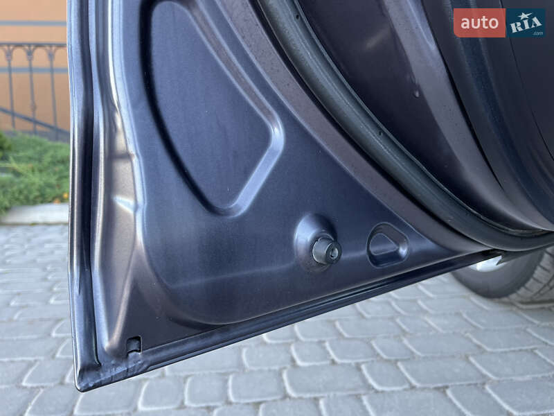 Внедорожник / Кроссовер Mitsubishi Outlander 2012 в Виннице