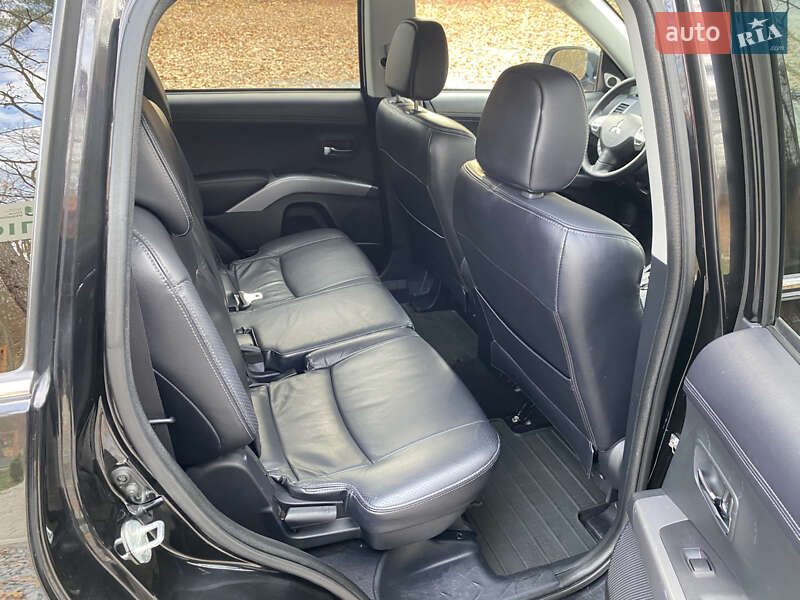 Внедорожник / Кроссовер Mitsubishi Outlander 2011 в Радивилове фото 45 Внедорожник / Кроссовер Mitsubishi Outlander 2011 в Радивилове