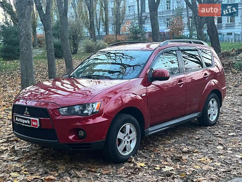 Mitsubishi Outlander 2010