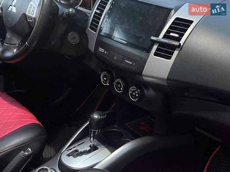 Позашляховик / Кросовер Mitsubishi Outlander 2010 в Києві фото 17 Позашляховик / Кросовер Mitsubishi Outlander 2010 в Києві