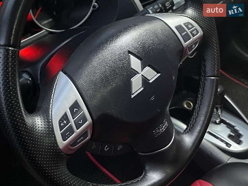 Позашляховик / Кросовер Mitsubishi Outlander 2010 в Києві фото 30 Позашляховик / Кросовер Mitsubishi Outlander 2010 в Києві