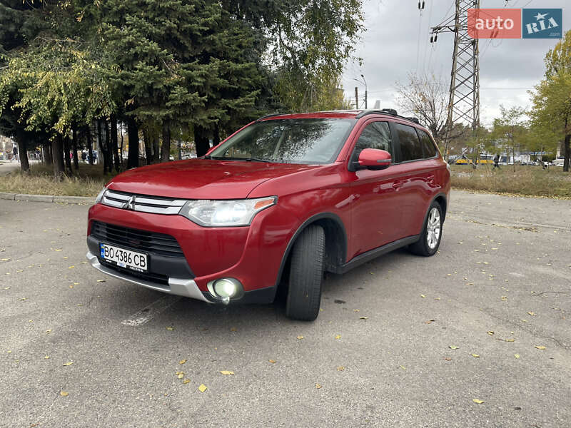 Внедорожник / Кроссовер Mitsubishi Outlander 2014 в Днепре фото 2 Внедорожник / Кроссовер Mitsubishi Outlander 2014 в Днепре