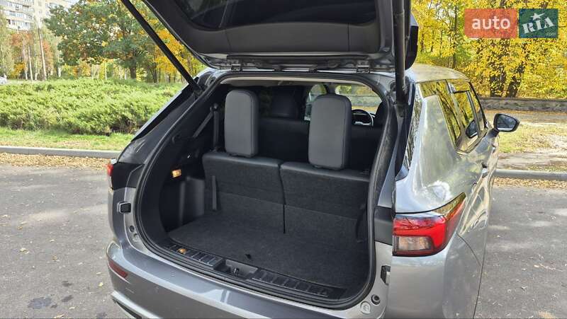 Позашляховик / Кросовер Mitsubishi Outlander 2021 в Черкасах