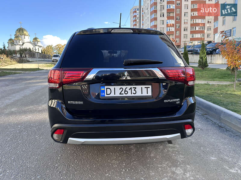 Внедорожник / Кроссовер Mitsubishi Outlander 2015 в Тернополе
