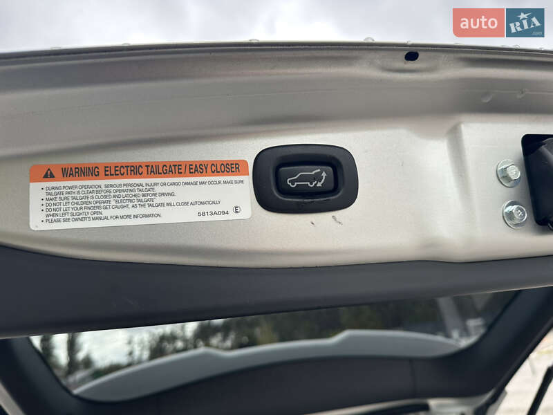 Внедорожник / Кроссовер Mitsubishi Outlander 2020 в Киеве