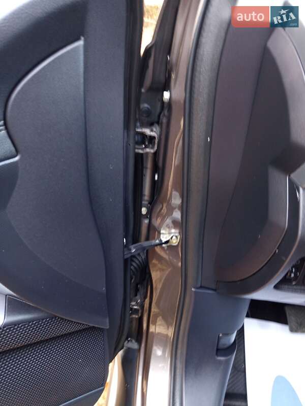 Внедорожник / Кроссовер Mitsubishi Outlander 2011 в Дрогобыче фото 71 Внедорожник / Кроссовер Mitsubishi Outlander 2011 в Дрогобыче