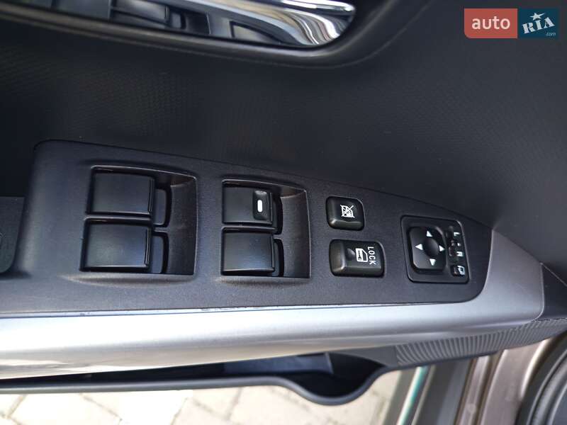 Внедорожник / Кроссовер Mitsubishi Outlander 2011 в Дрогобыче фото 81 Внедорожник / Кроссовер Mitsubishi Outlander 2011 в Дрогобыче