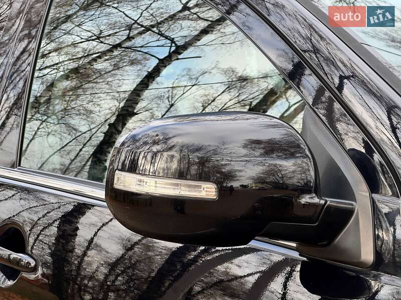 Позашляховик / Кросовер Mitsubishi Outlander 2011 в Охтирці