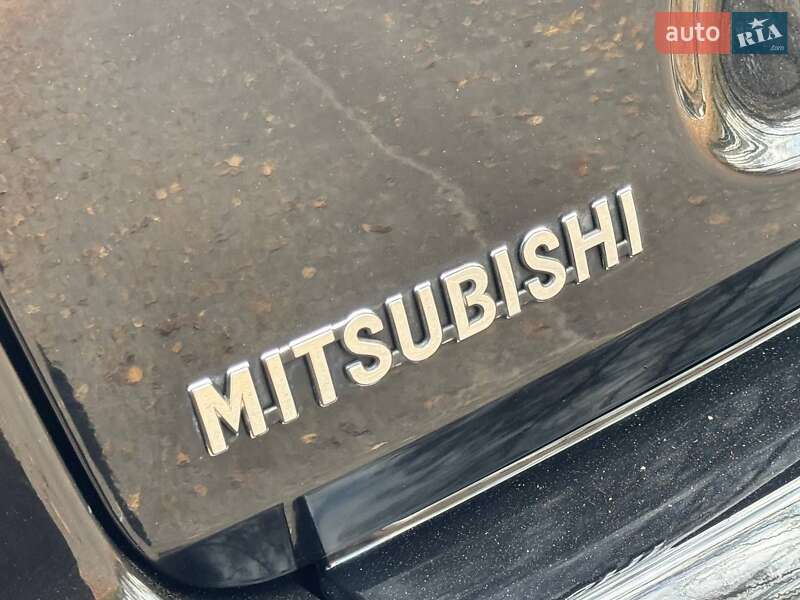 Позашляховик / Кросовер Mitsubishi Outlander 2011 в Охтирці