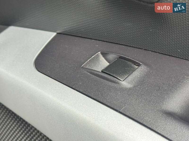 Позашляховик / Кросовер Mitsubishi Outlander 2011 в Охтирці