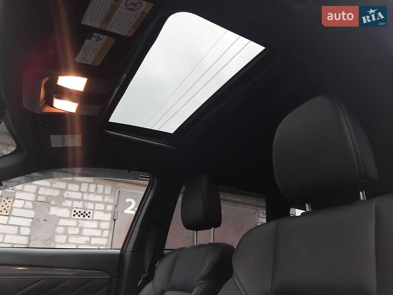 Внедорожник / Кроссовер Mitsubishi Outlander 2019 в Киеве