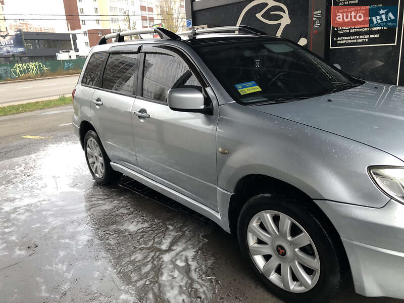 Внедорожник / Кроссовер Mitsubishi Outlander 2008 в Киеве фото 2 Внедорожник / Кроссовер Mitsubishi Outlander 2008 в Киеве