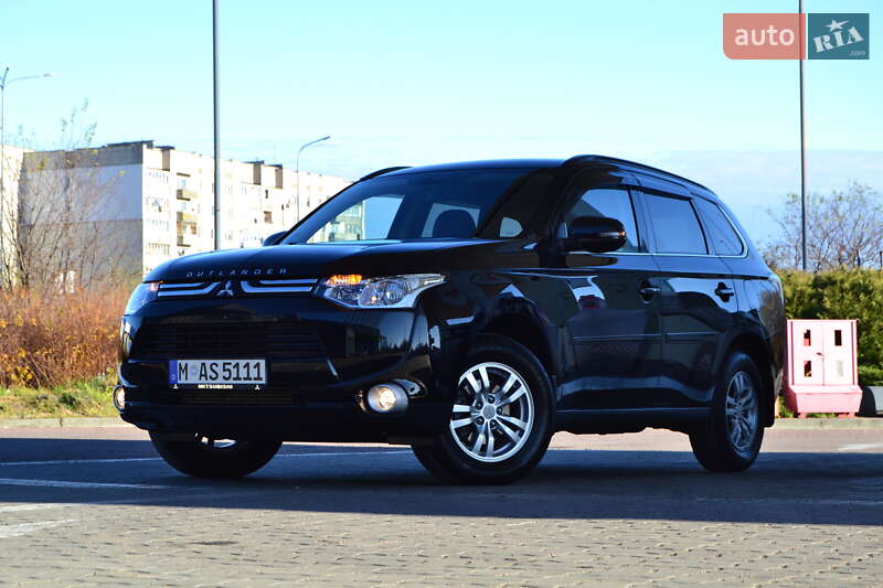 Внедорожник / Кроссовер Mitsubishi Outlander 2013 в Дрогобыче