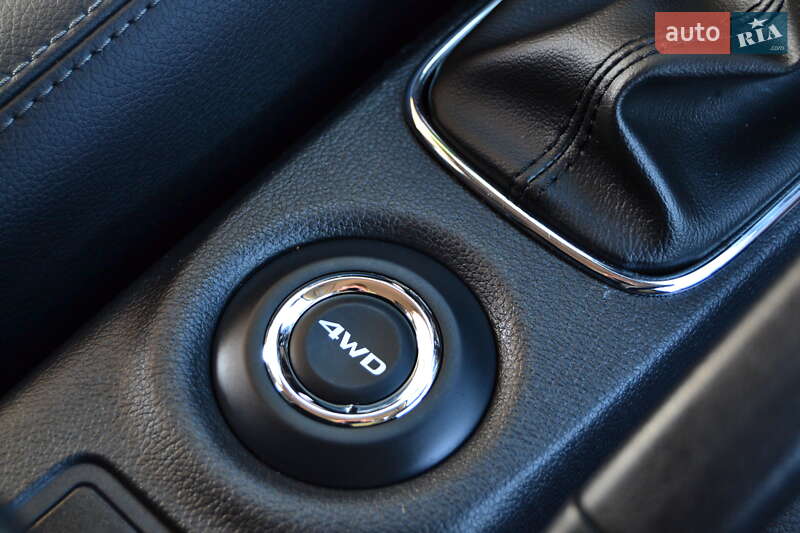 Внедорожник / Кроссовер Mitsubishi Outlander 2013 в Дрогобыче