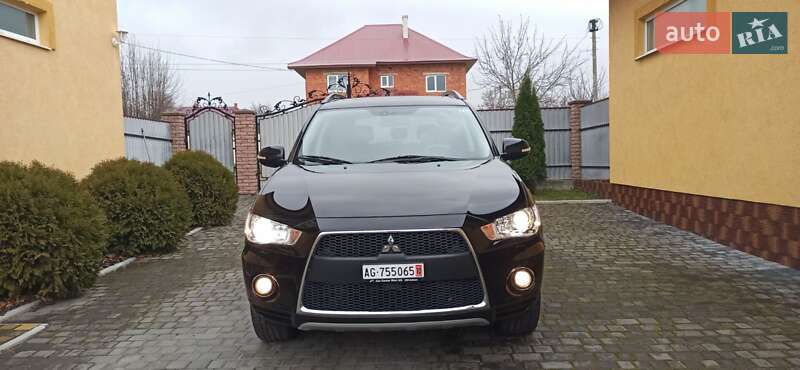 Внедорожник / Кроссовер Mitsubishi Outlander 2011 в Черновцах фото 10 Внедорожник / Кроссовер Mitsubishi Outlander 2011 в Черновцах