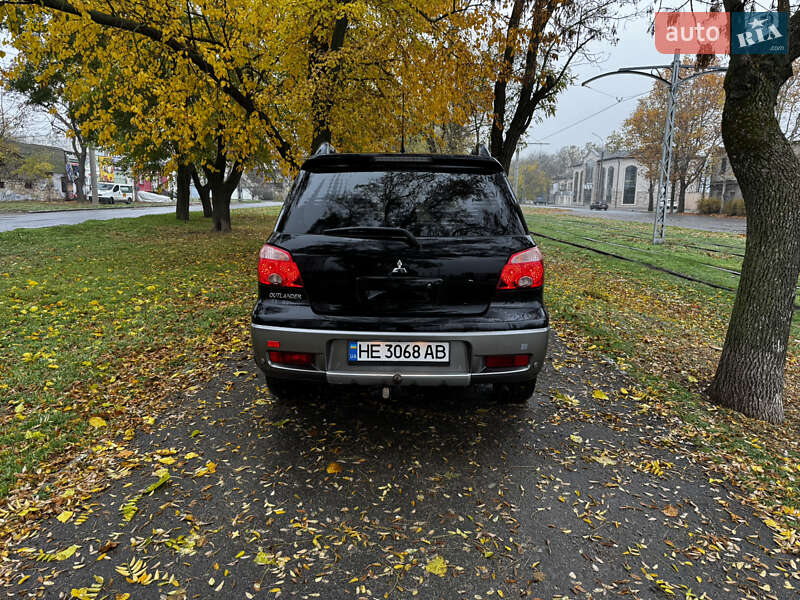 Внедорожник / Кроссовер Mitsubishi Outlander 2008 в Николаеве