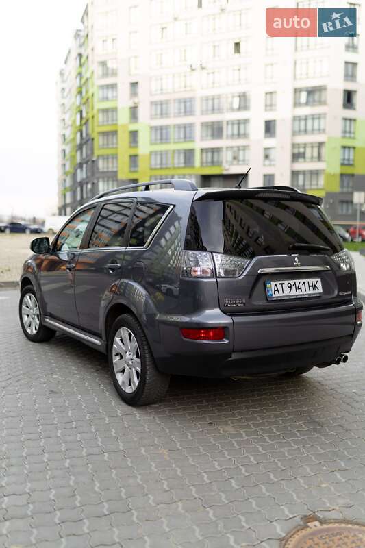 Внедорожник / Кроссовер Mitsubishi Outlander 2011 в Ивано-Франковске фото 37 Внедорожник / Кроссовер Mitsubishi Outlander 2011 в Ивано-Франковске
