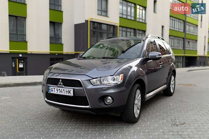 Внедорожник / Кроссовер Mitsubishi Outlander 2011 в Ивано-Франковске фото Внедорожник / Кроссовер Mitsubishi Outlander 2011 в Ивано-Франковске