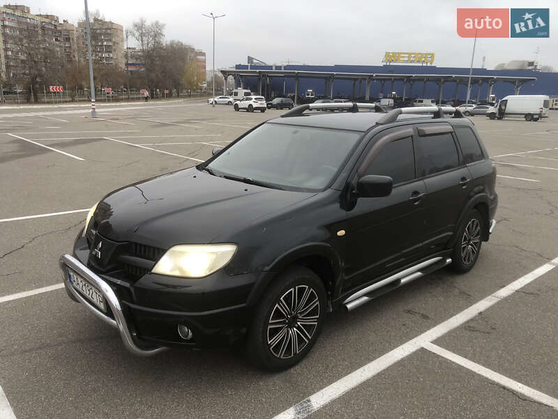 Внедорожник / Кроссовер Mitsubishi Outlander 2007 в Киеве