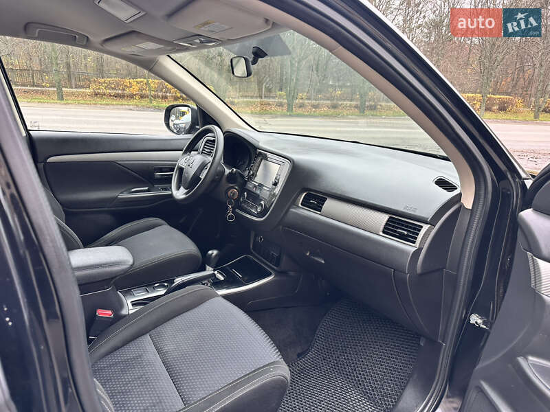 Внедорожник / Кроссовер Mitsubishi Outlander 2018 в Белой Церкви фото 20 Внедорожник / Кроссовер Mitsubishi Outlander 2018 в Белой Церкви