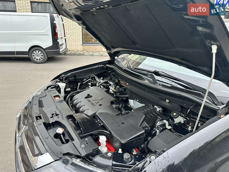 Внедорожник / Кроссовер Mitsubishi Outlander 2018 в Белой Церкви фото 34 Внедорожник / Кроссовер Mitsubishi Outlander 2018 в Белой Церкви