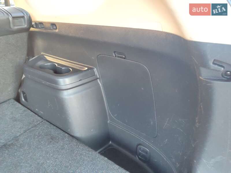 Внедорожник / Кроссовер Mitsubishi Outlander 2013 в Львове