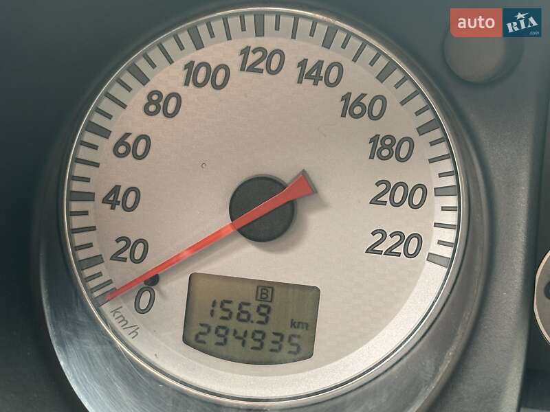 Позашляховик / Кросовер Mitsubishi Outlander 2007 в Дрогобичі фото 9 Позашляховик / Кросовер Mitsubishi Outlander 2007 в Дрогобичі