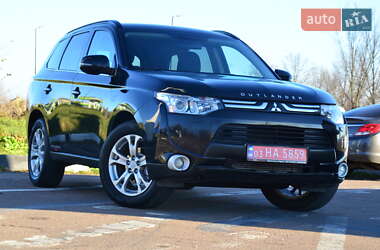 Внедорожник / Кроссовер Mitsubishi Outlander 2013 в Дрогобыче