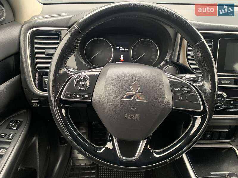 Внедорожник / Кроссовер Mitsubishi Outlander 2018 в Киеве фото 93 Внедорожник / Кроссовер Mitsubishi Outlander 2018 в Киеве